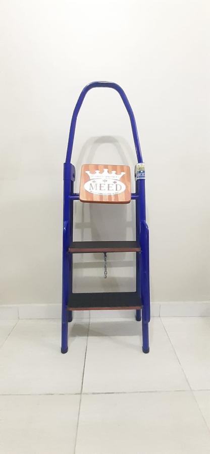 ESCALERA TIJERA ECON DE 3 PASOS